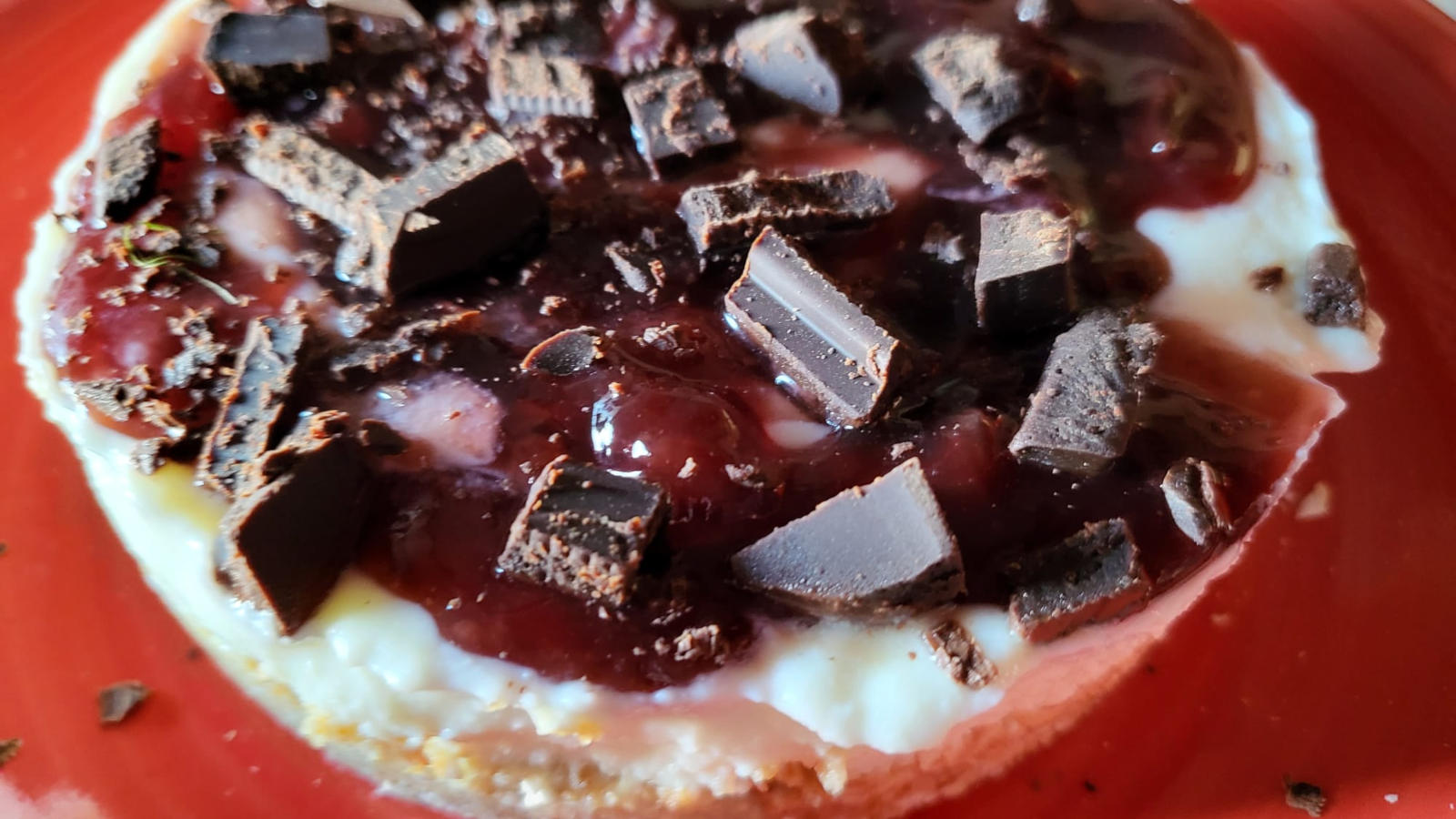 Cheesecake proteica alla ricotta foresta nera