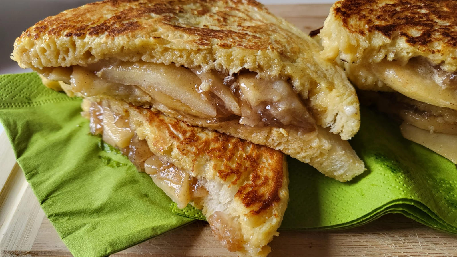 Toast proteici alle mele