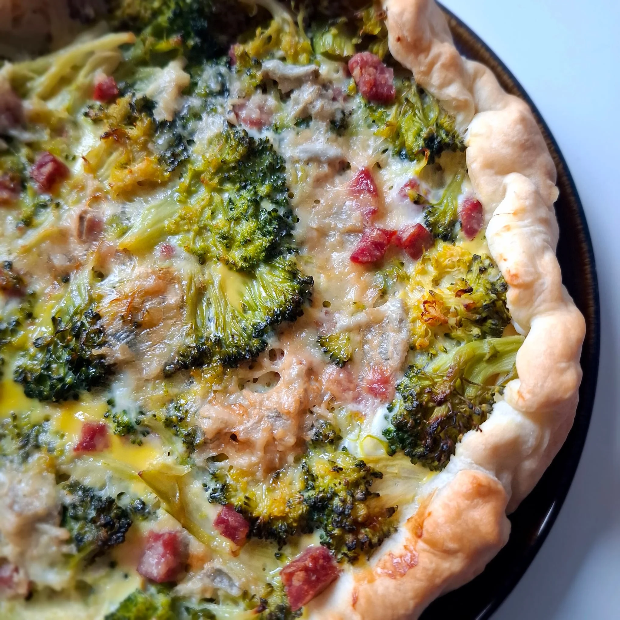 Torta salata broccoli, salsiccia e gorgonzola