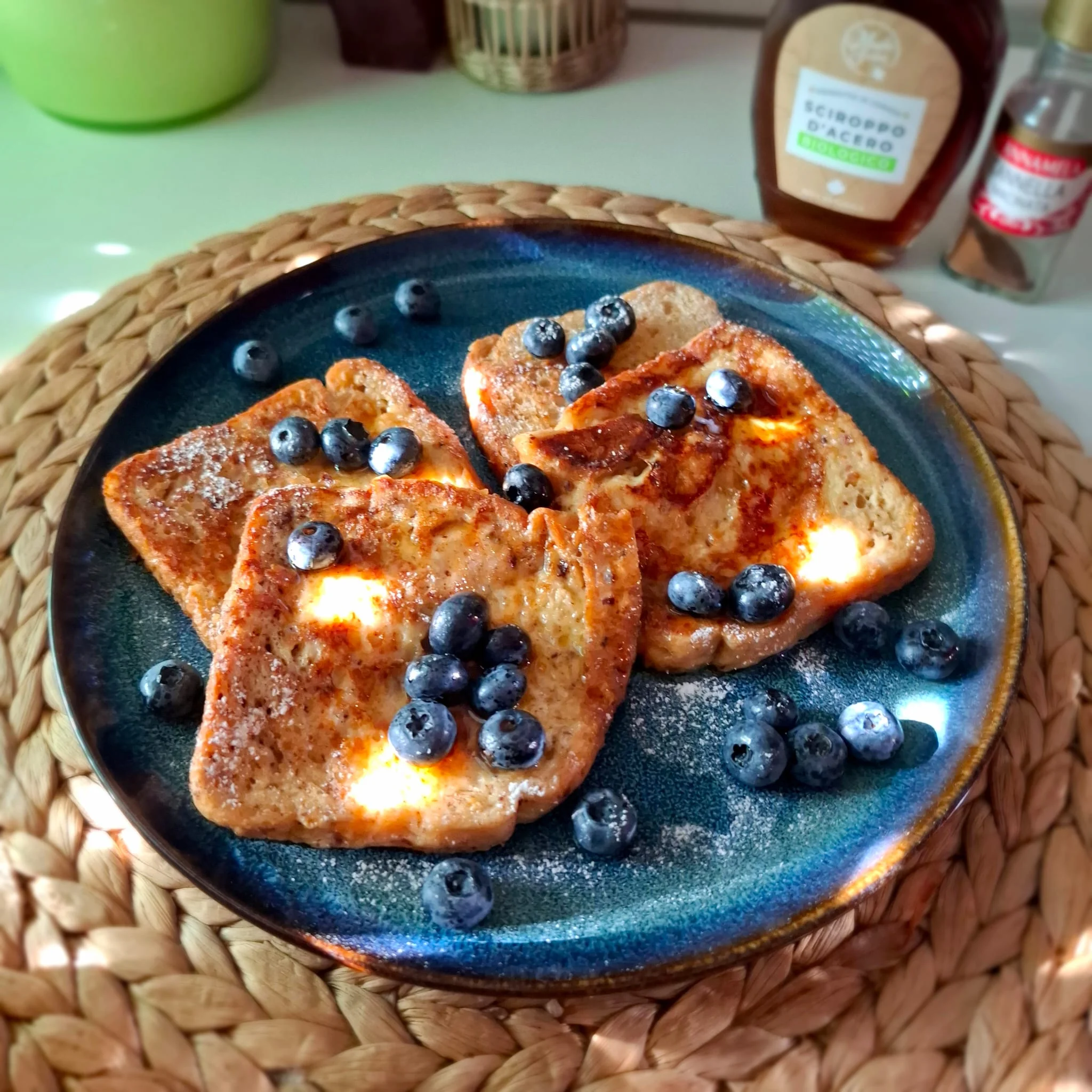 French toast ai mirtilli