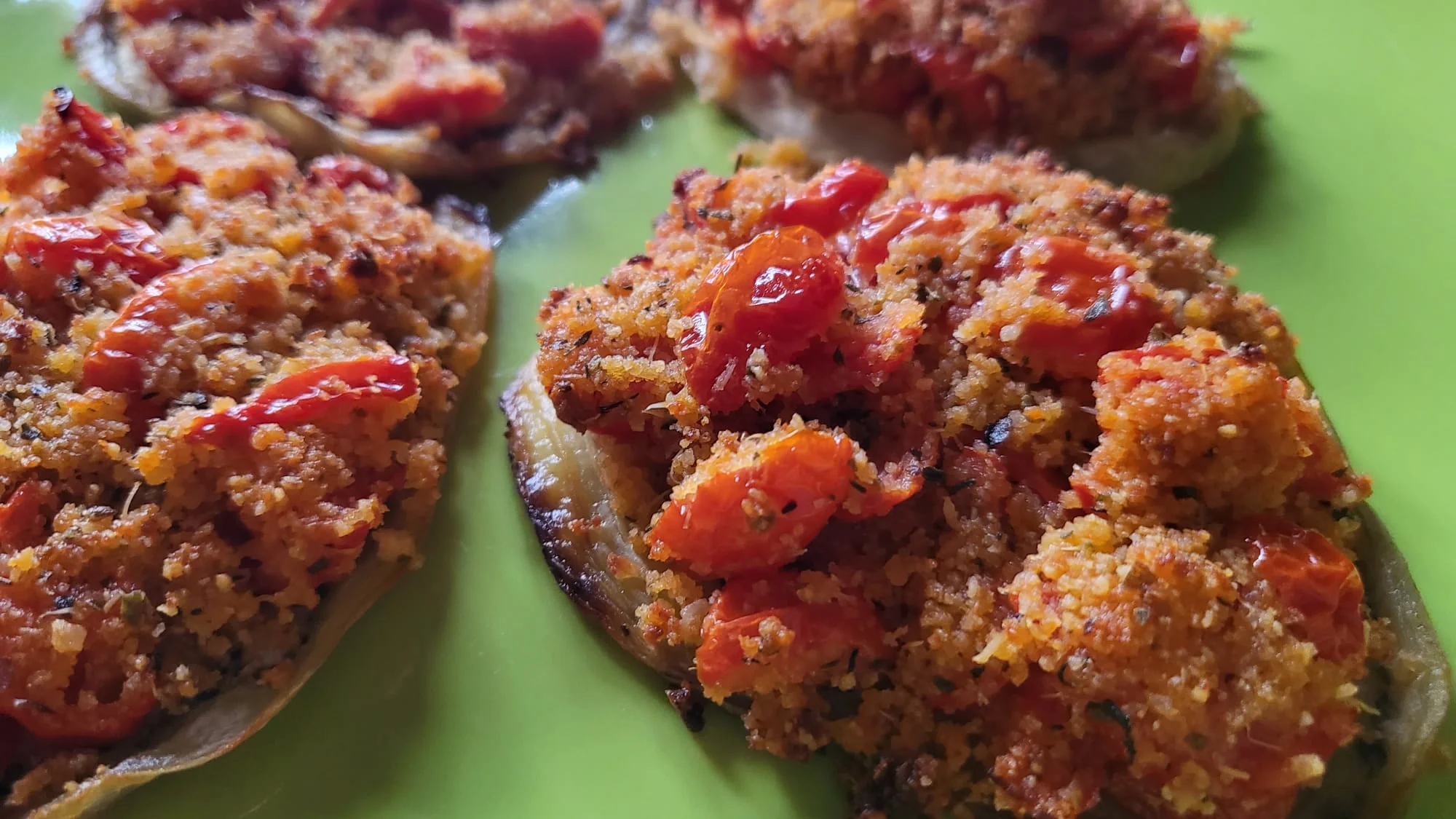 Melanzane gratinate con i pomodorini