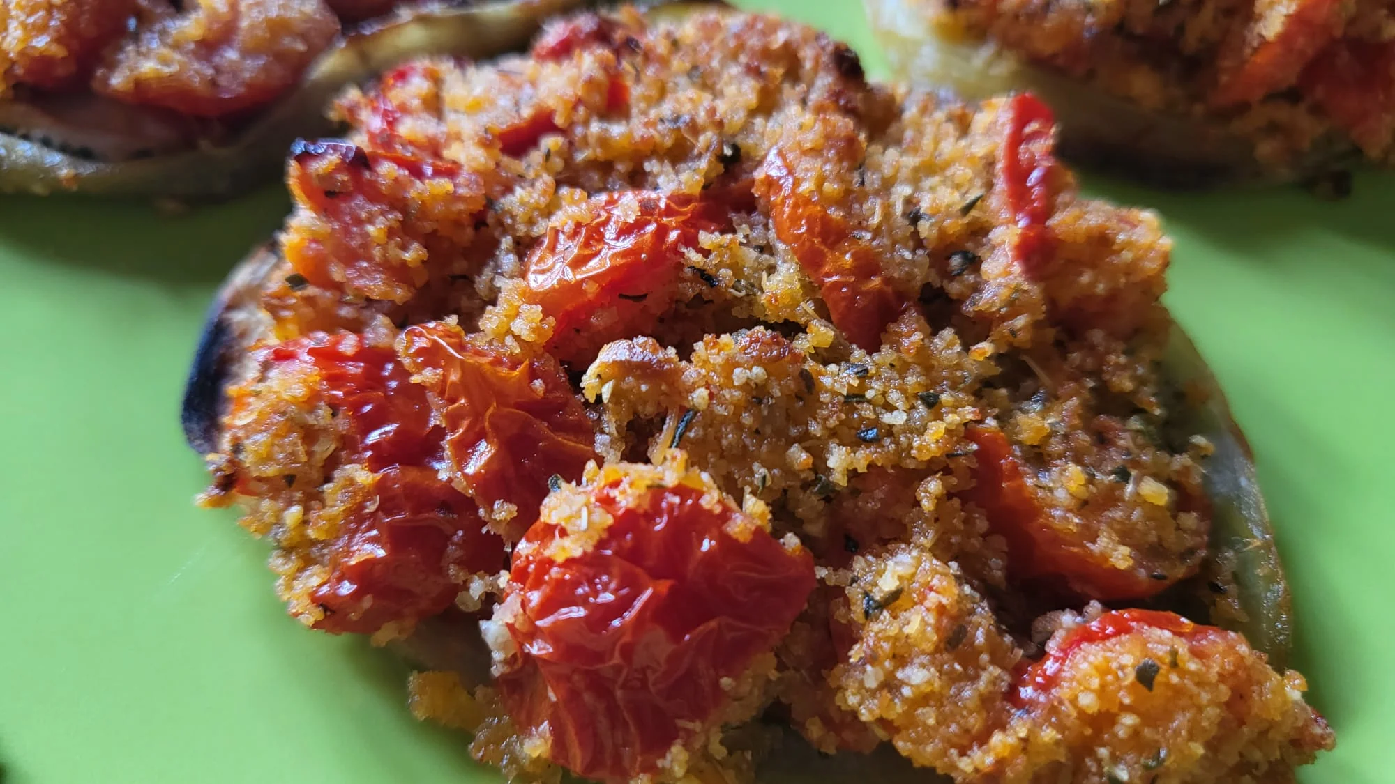 Melanzane gratinate con i pomodorini